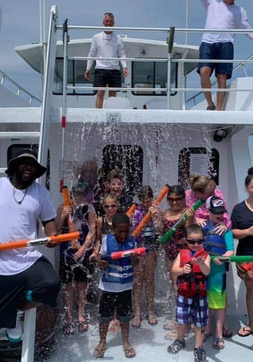 Family Water Wars - The Dolphin Fun Boats